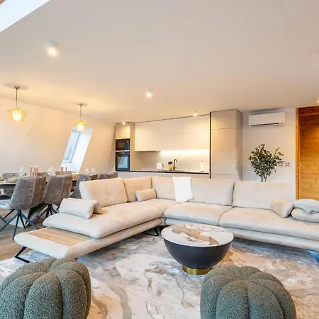 Awesome In Holiday home *