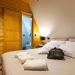 Cozy In *