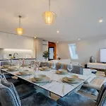 Ferienhaus Cozy In *